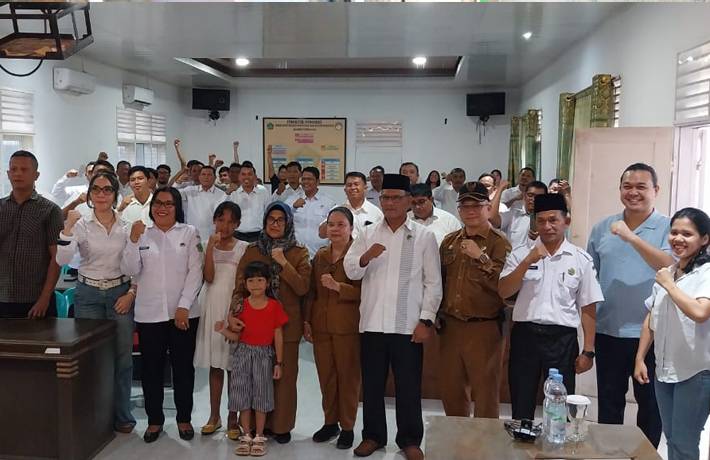 Walikota Lepas Kontingen Kota Pematangsiantar ke Pesparawi V Sumut