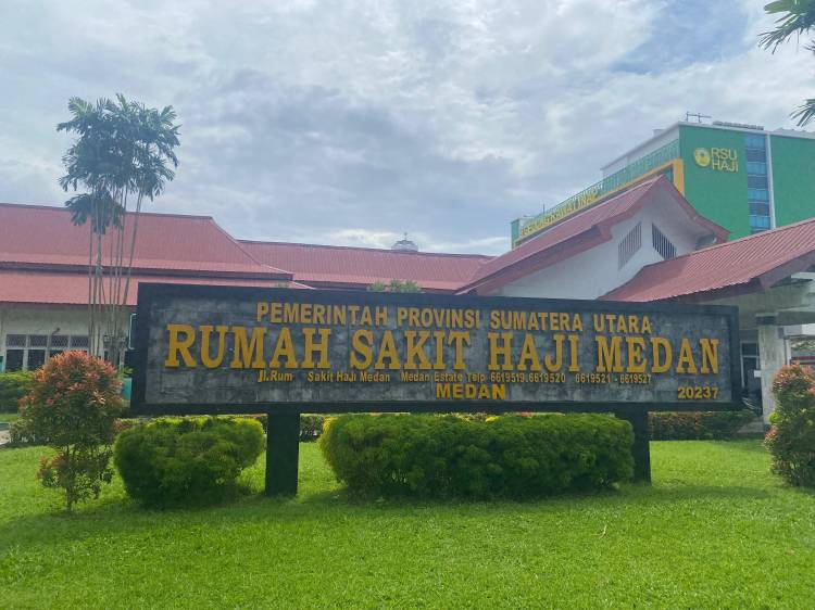 Listrik Ruangan RS Haji Padam, Pasien Pakai Lilin untuk Penerangan