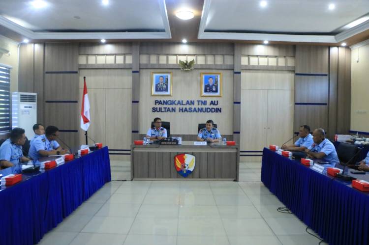 Entry Briefing Audit Kinerja Itjenau di Lanud Sultan Hasanuddin