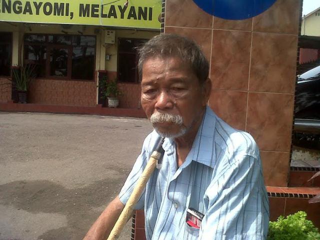 Tidur di Kursi Tamu, Uang Josep Raib Digondol Maling