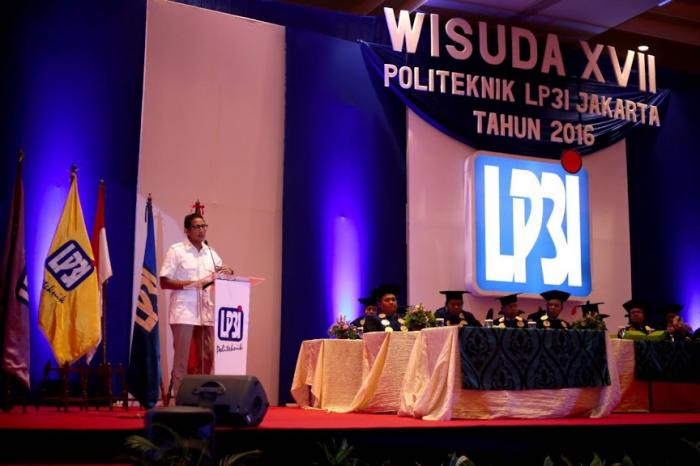 LP3i Lepas Ribuan Wisudawan, 95% Sudah Dapat Pekerjaan