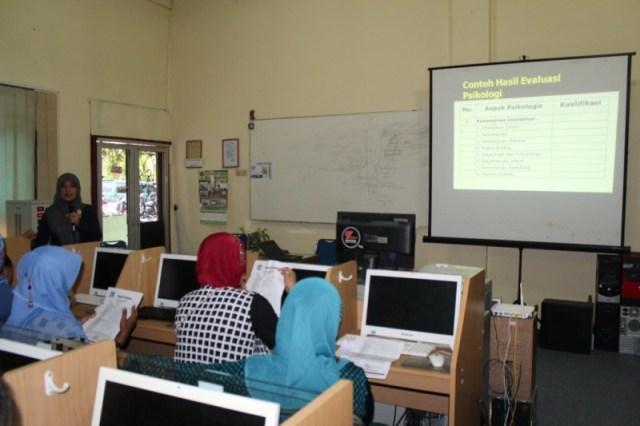 Biro Psikologi Marsha Puntadewa Adakan Parenting Meeting di MAN Binjai