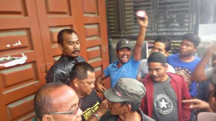 Dituduh Curi Kecap, Remaja 15 Tahun Disandera Pemilik Toko