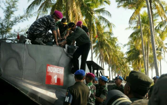 Presiden Jokowi Minta TNI Terus Latihan Dengan Senjata Strategis
