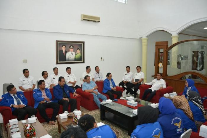 Bupati Deli Serdang Terima Audiensi Pengurus DPC Partai Demokrat