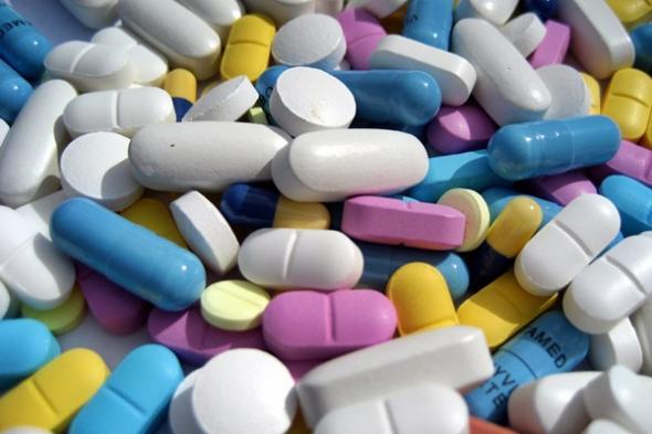 Penjualan Obat Non Generik Anjlok, Apotek Terpaksa Tutup