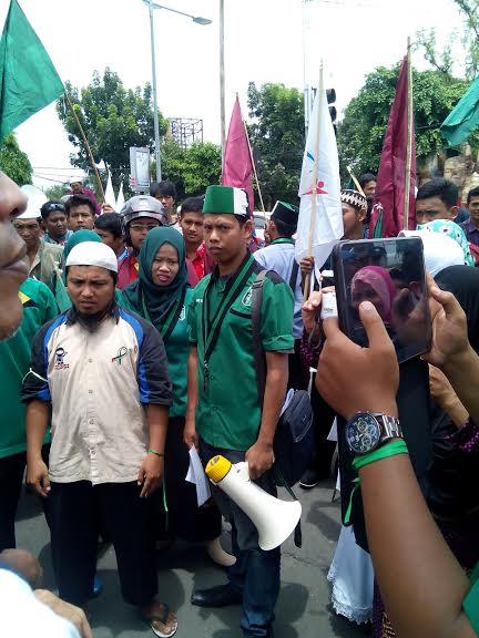 HMI Demo, Massa Minta Hotel di Binjai Ditutup dan KPK Tuntaskan Kasus Century