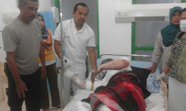 Perbaiki Tabung Gas Bocor, Budi Lustiono Tersambar Api