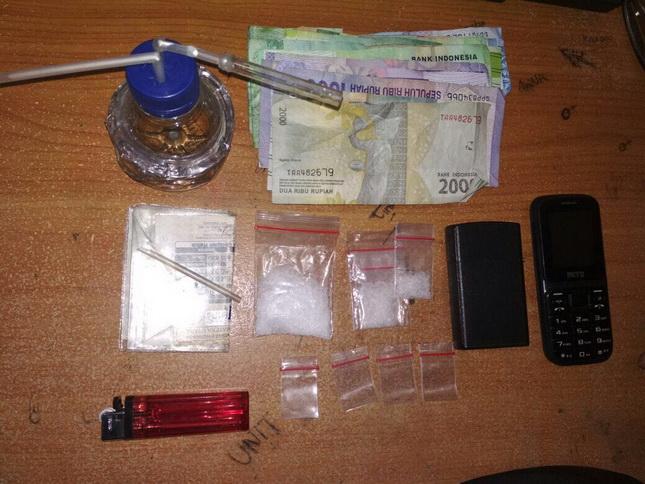 18 Pasangan Mesum Terjaring Razia, Diantaranya Sedang Asyik Nyabu