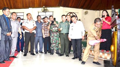 Bupati Tapteng Buka Pesparawi Wilayah II di HKBP Pandan