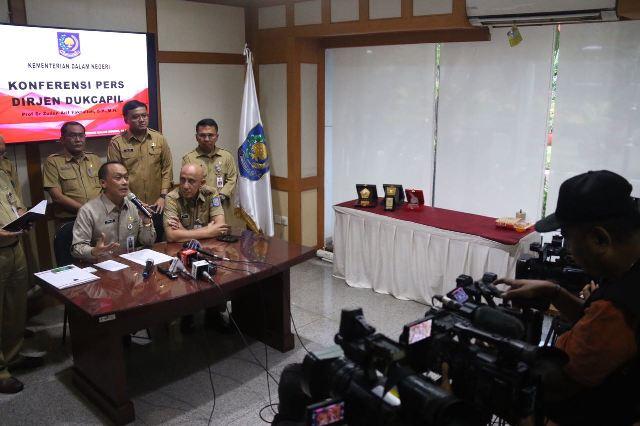 Kemendagri Berikan Tanggapannya Soal Masalah NIK dan KK Saat Daftar CPNS