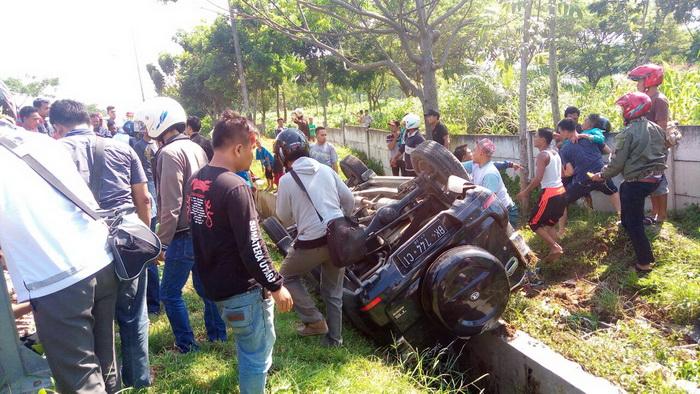 Mobil Terbalik, Satu Orang Tewas di Akses Jalan Bandara Kuala Namu