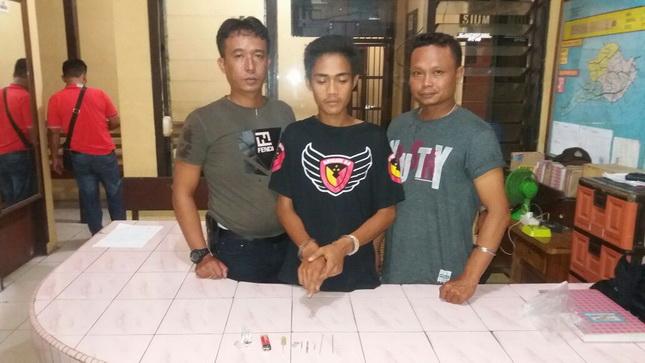 Kepergok Sedang Nyabu, Kernet Mobil Ini Sempat Melawan dan Akhirnya Ditangkap