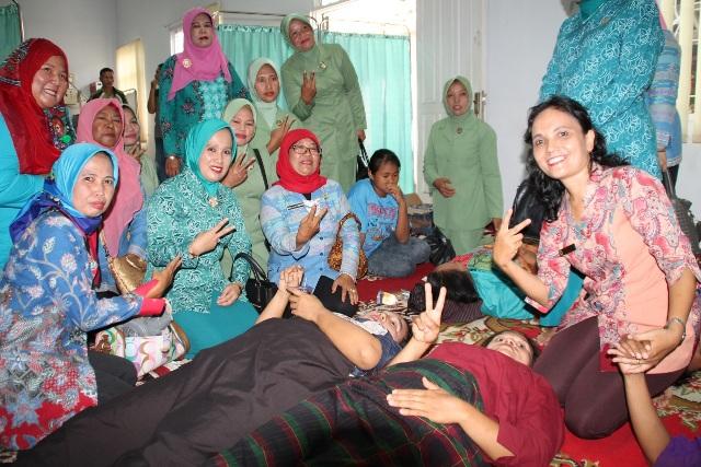 Ketua TP PKK Kabupaten Labuhanbatu Tinjau Kegiatan Pelayanan KB MOW di RSUD Rantauprapat