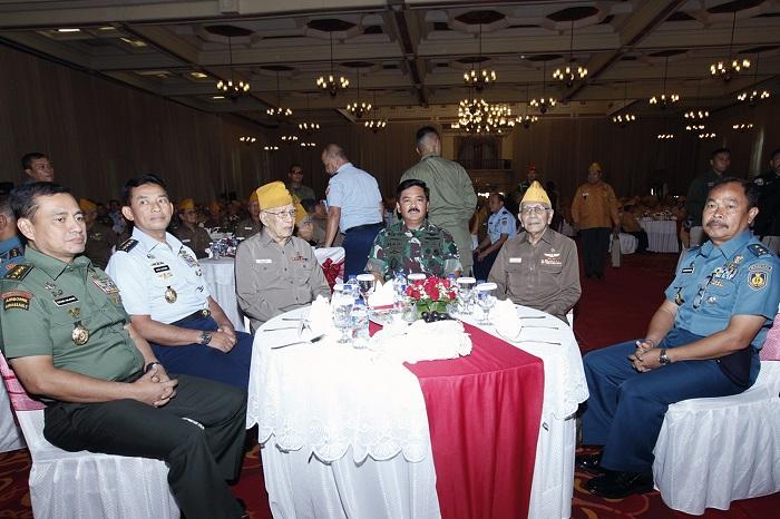 Panglima TNI Silaturahmi dengan Pejuang Veteran