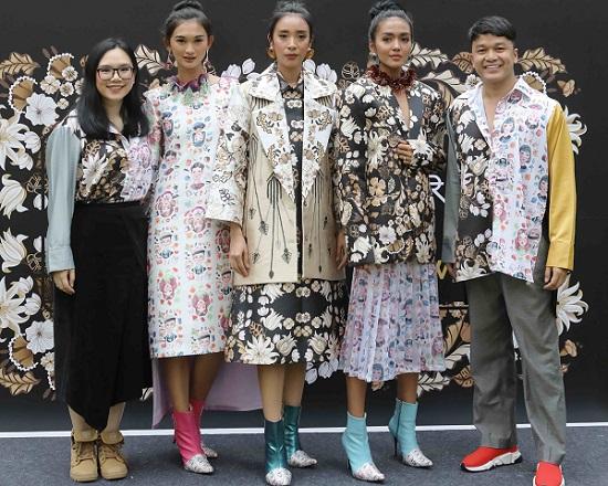 Make Over Dukung Tities Sapoetra di Gelaran Paris Fashion Show Spring Summer 2019