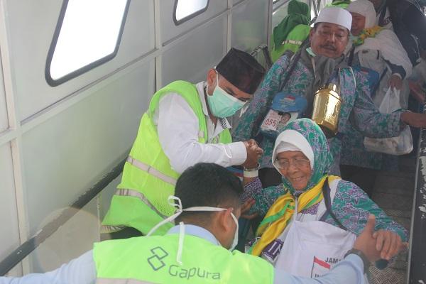 Kloter 12/MES Tiba di Medan, Masih Ada 3.706 Jemaah Haji Asal Debarkasi Medan yang Masih Berada di Tanah Suci