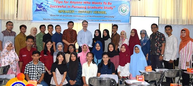 Konsulat US Berbagi Tips Pada Dosen dan Mahasiswa Unimed untuk Lanjut Studi di Inggris