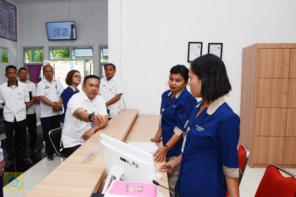 Bupati Pakpak Bharat Pantau Pelaksanaan Akreditasi Puskesmas Salak