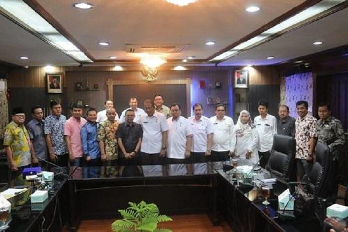 Pelajari Pembinaan Guru dan Pelaku Industri, Anggota DPRD Kabupaten Muara Enim Kunjungi Pemko Medan