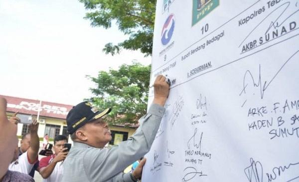 Jelang Pileg dan Pilpres 2019, Polres Tebing Tinggi Gelar Deklarasi Damai 