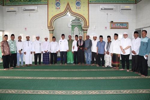 Walikota Letakkan Batu Pertama Renovasi Masjid Ash Shabirin di Medan Labuhan