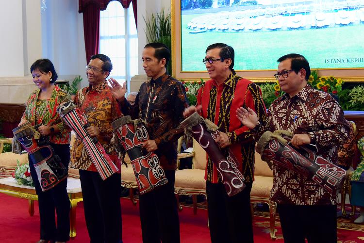 Kurang Fleksibel, Presiden Jokowi Minta APHTN-HAN Pikirkan Penguatan Sistem Presidensial