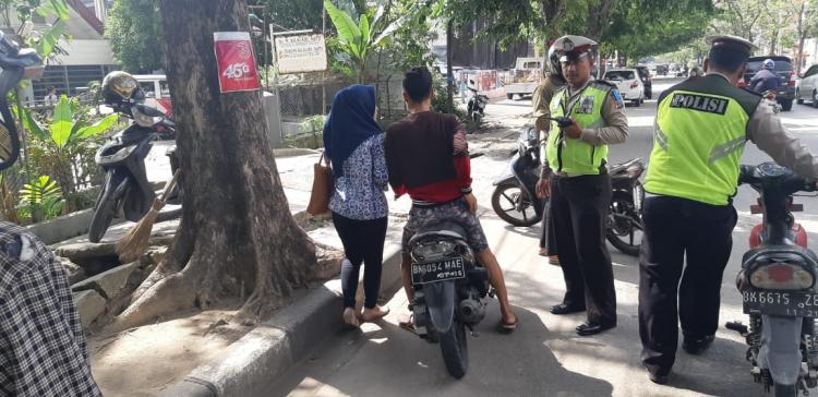 Operasi Patuh Toba, Satlantas Polsek Medan Kota Keluarkan 30 Tilang