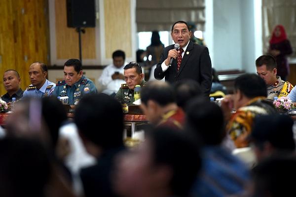 Wilayah Sumut Terpapar Kabut Asap, Gubsu Minta Kabupaten/Kota Bentuk Posko dan Bagikan Masker