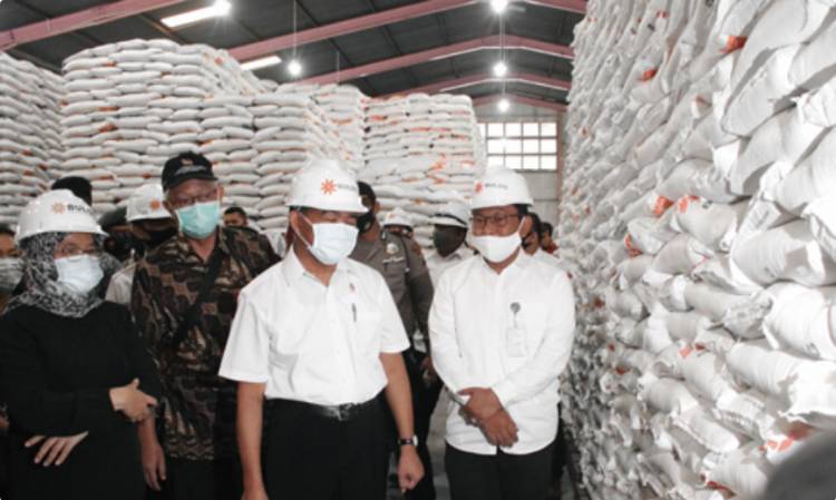 Masyarakat Penerima Program Keluarga Harapan Bakal Terima Bansos Beras 15 kg dari Menko PMK