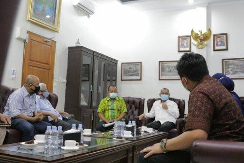 Plt Walikota Medan Terima Audiensi Rumah Aspirasi Romo Center