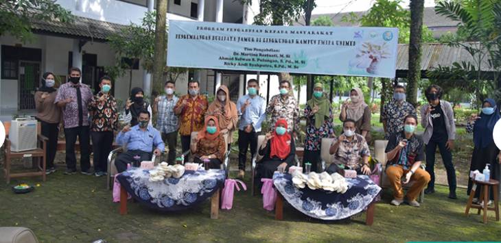 Ingin Tembus Pasar Lokal dan Supermarket, Dosen Biologi FMIPA Unimed Kembangkan Budidaya Jamur Tiram