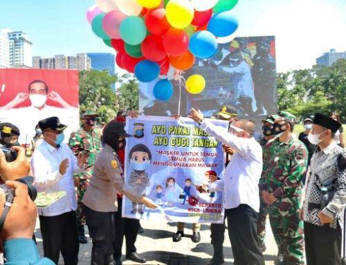 Akhyar Nasution Hadiri Aksi Berbagi Masker dan Kampanye Jaga Jarak di Lapangan Merdeka Medan