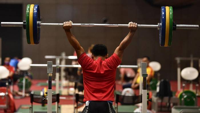  PON Jadi Evaluasi Awal Lifter Pelatnas Menuju Kejuaraan Dunia