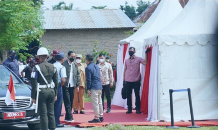 Presiden Tinjau Vaksinasi Door-to-Door di Deli Serdang, Ajak Masyarakat Sumut Ikuti Vaksinasi dan Patuhi Prokes