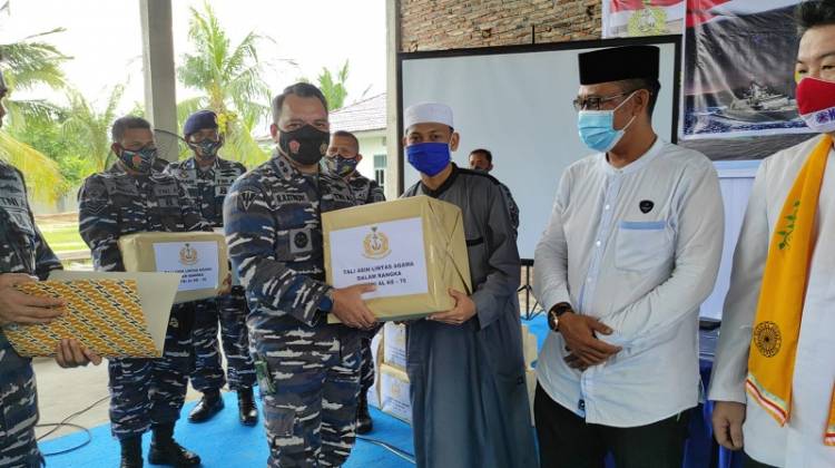 Pengurus Rumah Ibadah Lintas Agama Tanjungbalai Asahan Dapat Kejutan di HUT TNI AL ke-76