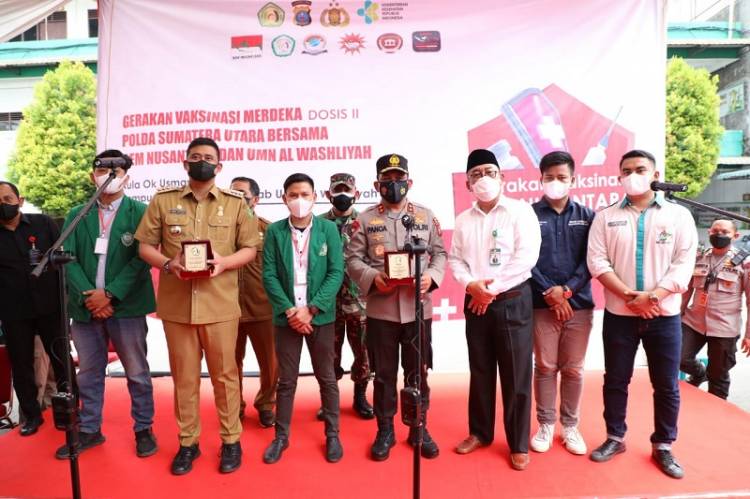 Gebyar Vaksinasi Mahasiswa dan Polri di UMN Al Washliyah Medan, Kapolda Sumut Ucapkan Terima Kasih