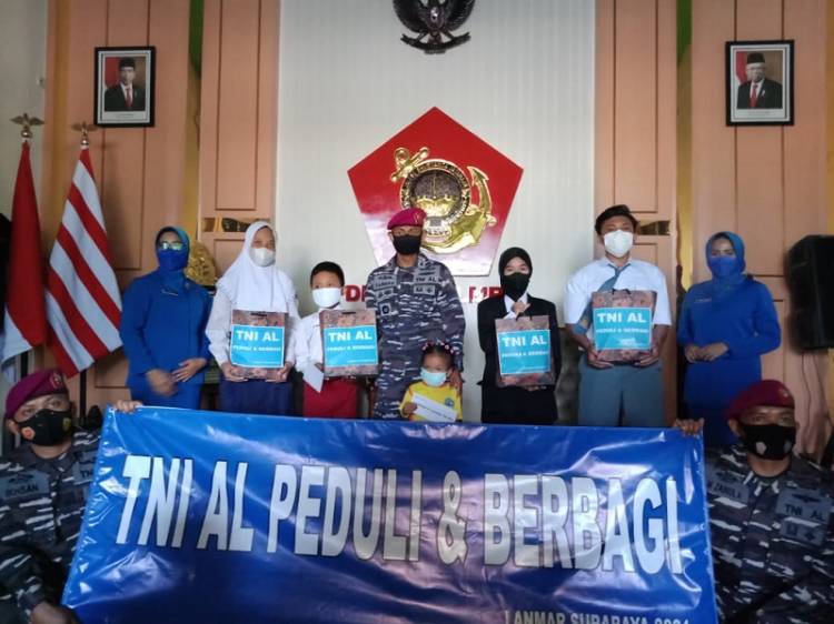 Peringati HUT Ke-76 TNI AL, Korps Marinir Gelar Kegiatan Sosial