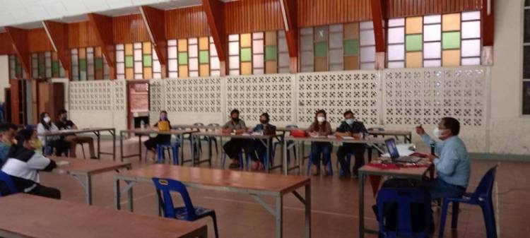 Penyuluh Kemenag Samosir Berikan Materi Kursus Persiapan Perkawinan Katolik