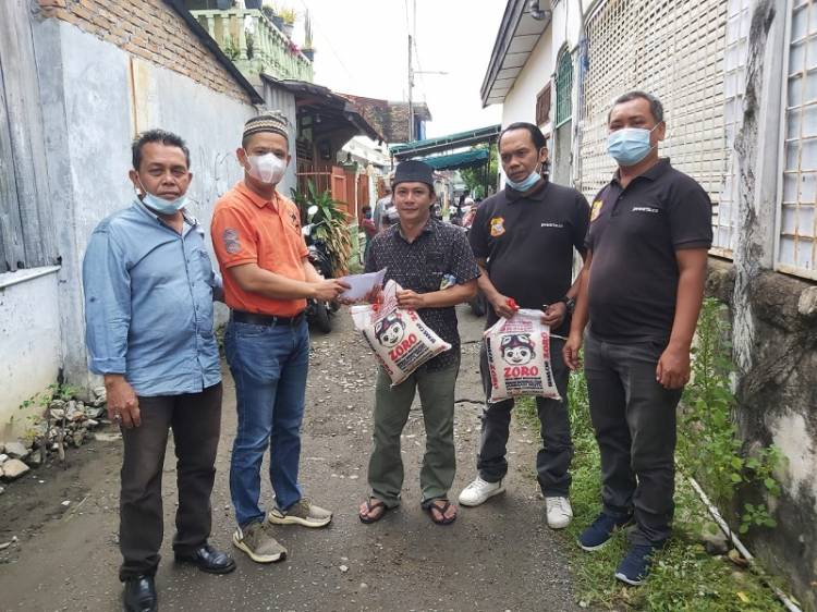 Orangtua Wartawan Meninggal Dunia, Ketua Pewarta Melayat dan Berikan Santunan