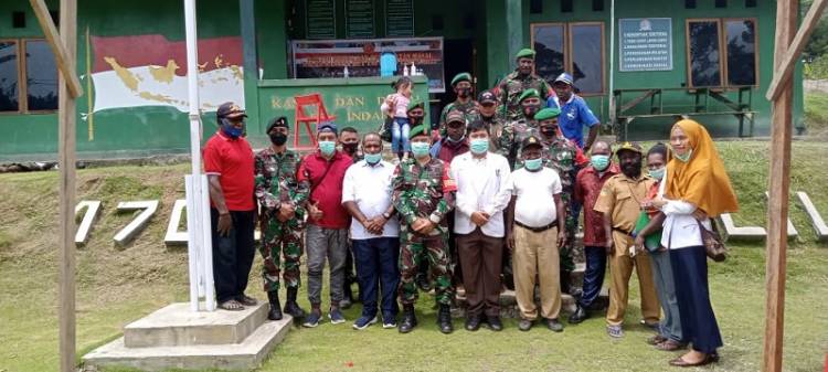 Sambut HUT TNI ke-76, Satgas Yonif 751/VJS Gelar Bakti Sosial dan Pengobatan Massal di Distrik Kelila Papua
