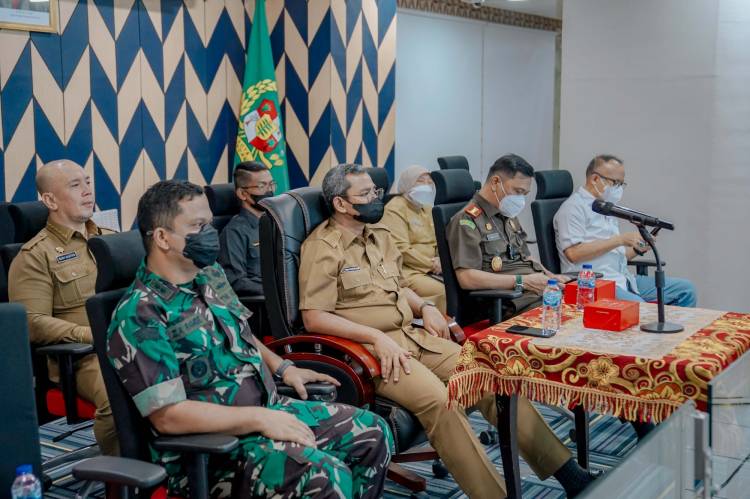 Dirut PUD Pasar Dampingi Sekda Ikuti Rakor Pengendalian Inflasi Daerah 