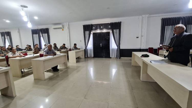 Binrohtal Umat Kristen, Tingkatkan Mental Anggota Polrestabes Medan Jadi Lebih Baik 