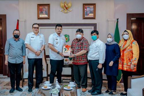Terima BEM Nusantara, Bobby Nasution : Bansos Segera Disalurkan dan  Intervensi Pasar Tekan Inflasi