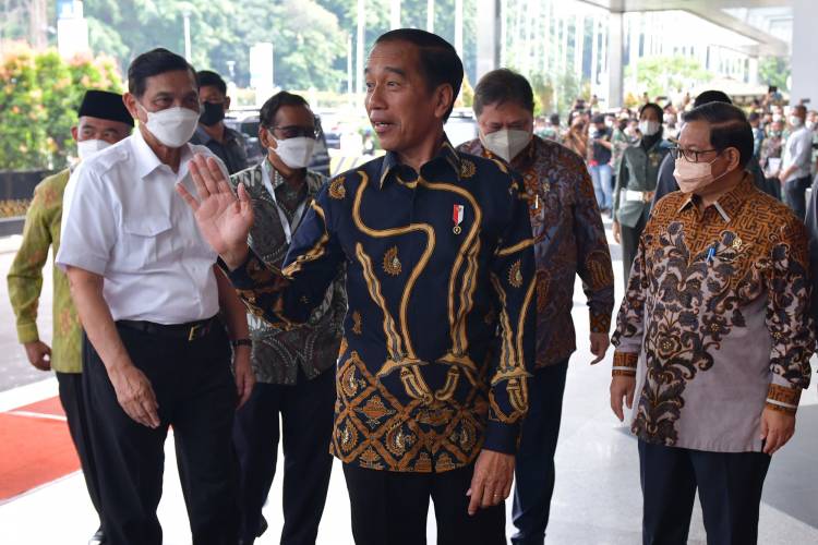 Presiden Ingatkan Jajaran Percepat Belanja Produk Dalam Negeri