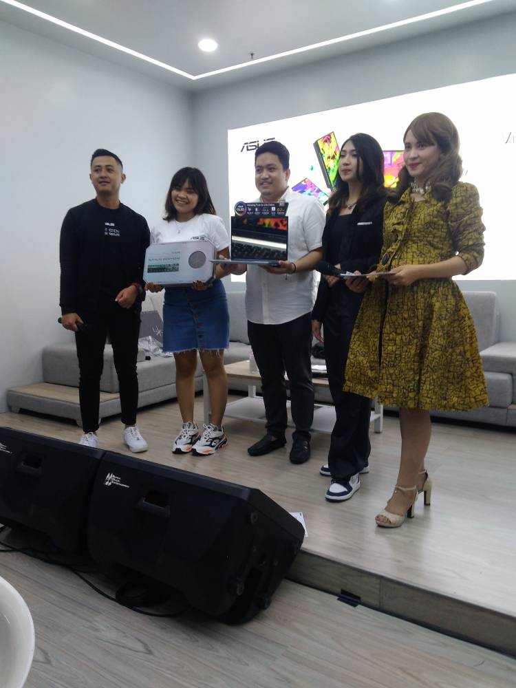 Bertema Luar Angkasa, Asus Luncurkan Zenbook 14X OLED 