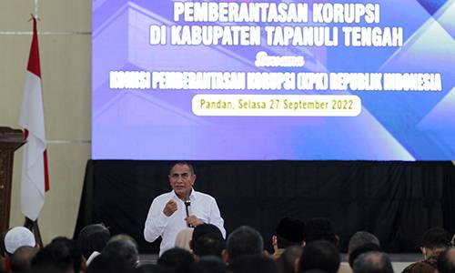 Bicara Pada Ratusan ASN di Tapteng, Edy Rahmayadi Minta Desa Jadi Ujung Tombak Tekan Inflasi