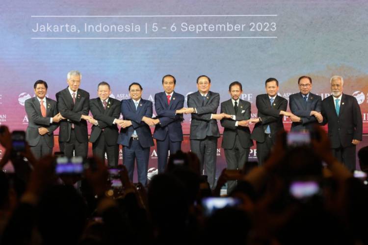 Presiden Jokowi Buka ASEAN-Indo-Pacific Forum