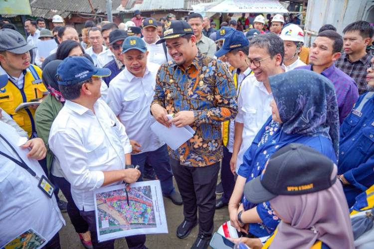 Walikota Medan Tinjau Penataan Kawasan Belawan Bahari