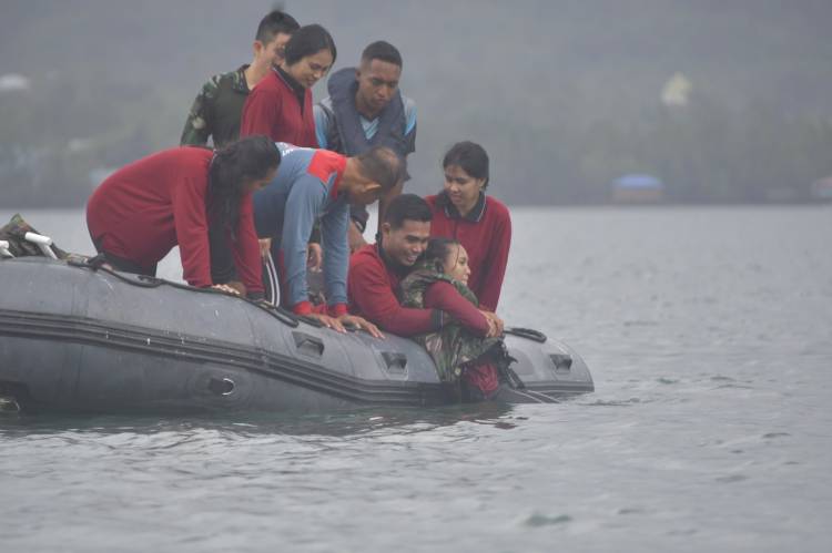 Danlantamal IX  Selenggarakan Pelatihan EML dan Selam Dasar Kepada Mahasiswa Universitas Hein Namotemo Tobelo Halmahera Utara